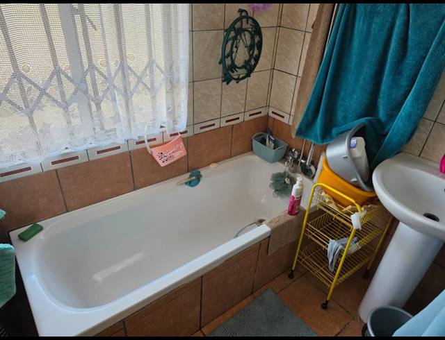 3 BEDROOM HOUSE FOR SALE IN SASOLBURG